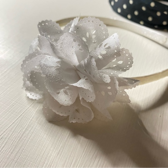 Children’s Bundle of Two Headbands - Picture 2 of 3